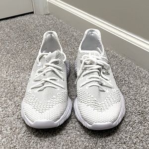 Never worn White Tennis Shoes